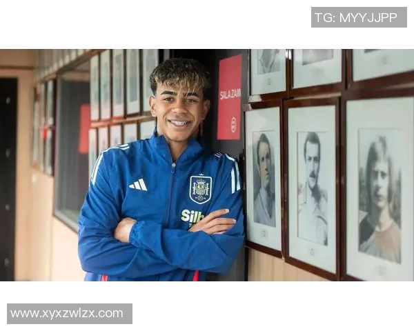 18岁亚马尔剪刀脚染黄!下轮欧冠停赛 被换下黑脸:摇头+摊手诉苦